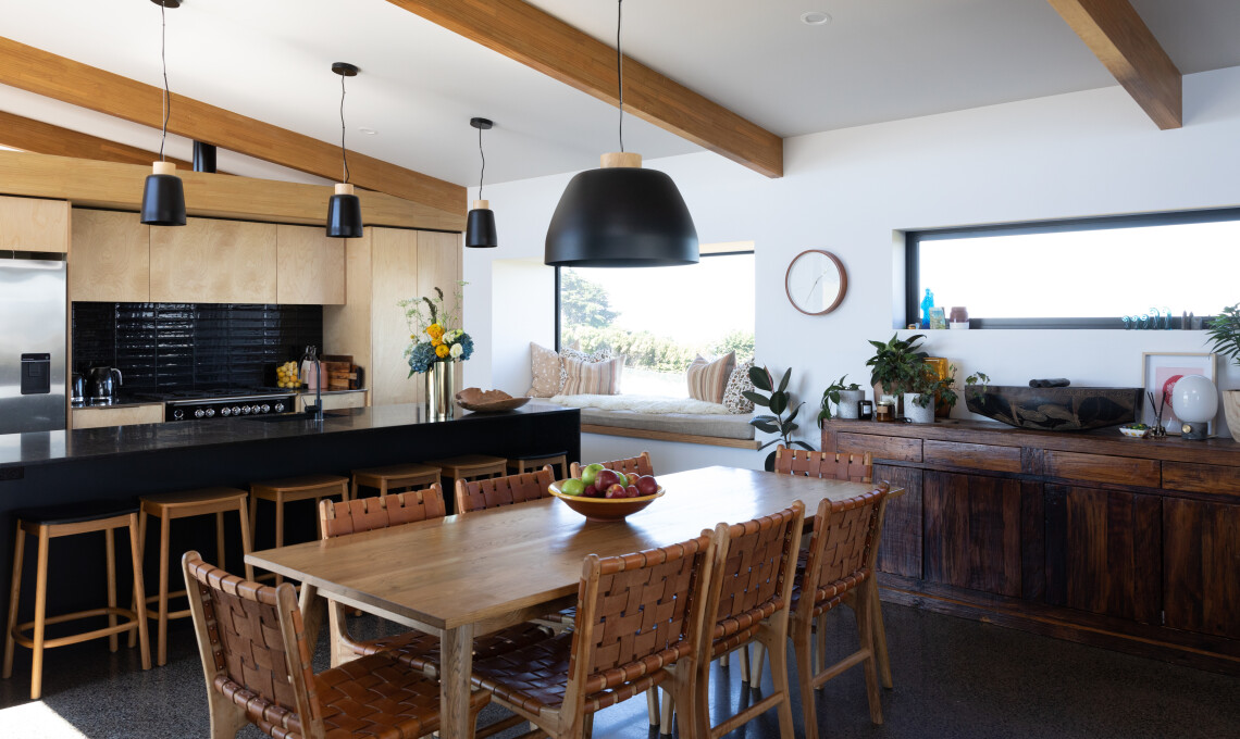 Tunnel Beach House 2
